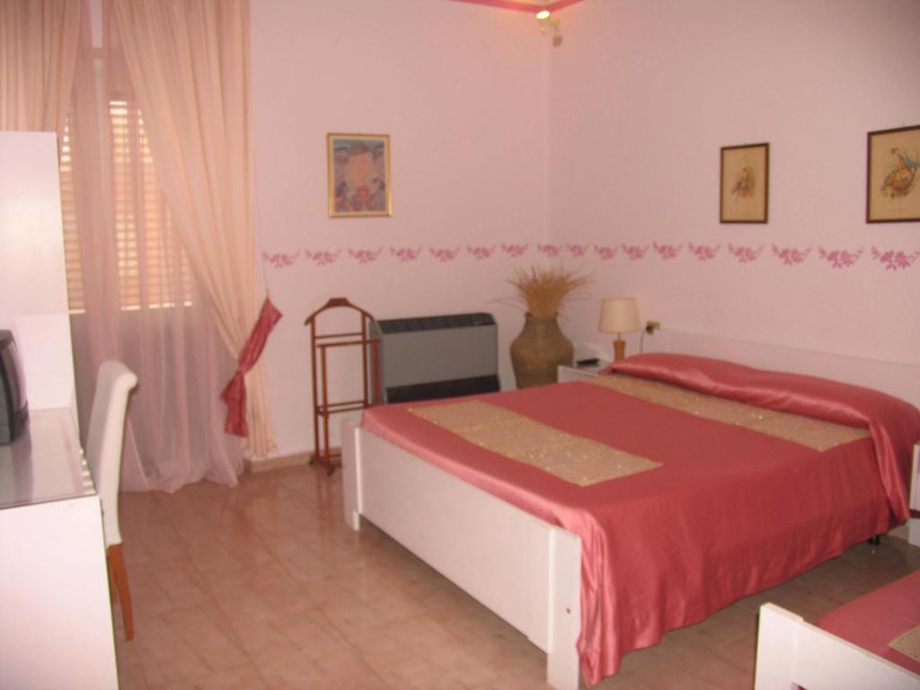 Hotel Velcamare تاركوينيا الغرفة الصورة